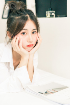 爱情公寓海报